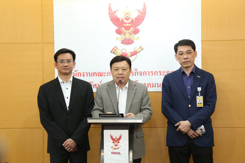 สำนักงาน กสทช. มอนิเตอร์โทรทัศน์ทุกช่อง หลังประกาศเรียงช่องทีวีดิจิตอลมีผลบังคับใช้ 2 ธ.ค. 2558  