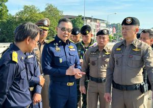 แถลงผลการจับกุมผู้ลักลอบลากสายนำสัญญาณเถื่อนข้ามแดน และลักลอบตั้งฐานกระจายสัญญาณอินเตอร์เน็ตข้ามไปยังประเทศเพื่อนบ้าน ด้านชายแดน อ.แม่สอด จ.ตาก 