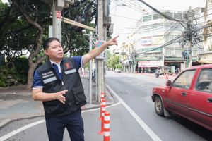 สำนักงาน กสทช. ดำเนินการจัดระเบียบสายสื่อสาร และนำสายสื่อสารลงใต้ดิน ตามเส้นทางเสด็จในงานพิธีเฉลิมพระเกียรติ 72 พรรษา และเส้นทางรอบเกาะรัตนโกสินทร์ 