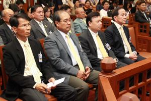 กสทช. มั่นใจเดินหน้าออกใบอนุญาต 3G หลังศาลปกครองไม่รับฟ้องกรณีผู้ตรวจการแผ่นดินยื่นฟ้องขอคุ้มครองชั่วคราว